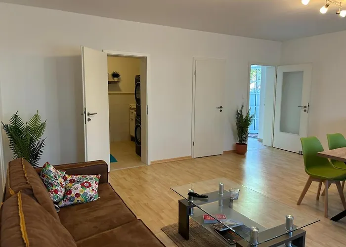 Schoene Einliegerwohnung Mit Stellplatz Daire