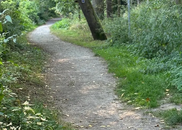 Schoene Einliegerwohnung Mit Stellplatz Daire *
